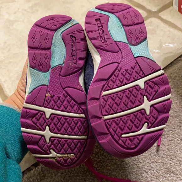 New Balance Sneakers - Picture 4 of 4